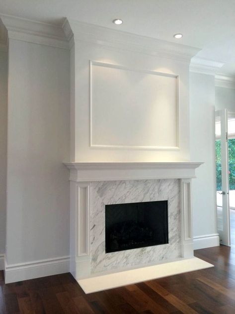 White Painted Fireplace, Painted Fireplace Mantels, Paint Fireplace, Fireplace Built Ins, Family Room Fireplace, Farmhouse Fireplace, Beautiful Houses Interior, Corner Fireplace, Fireplace Remodel