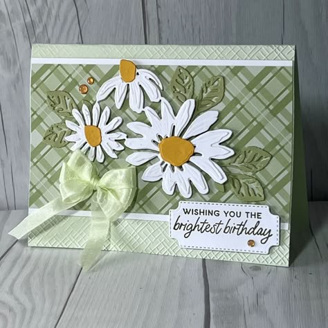 Wall Hanging Paper Craft, Hanging Paper Craft, Craft For Home Decoration, Cheerful Daisy, Cheerful Daisies, Fresh As A Daisy, Hanging Diy, Flower Wall Hanging, Daisy Cards