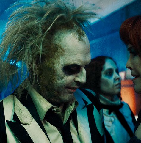 michael keaton beetlejuice beetlejuice playing guitar gif - Google Search Beetlejuice Michael Keaton, Michael Keaton Beetlejuice, Juice Movie, Beetlejuice Cast, Beetlejuice 2, Beetlejuice Makeup, Tim Burton Beetlejuice, Beetlejuice Movie, Creepy Halloween Makeup