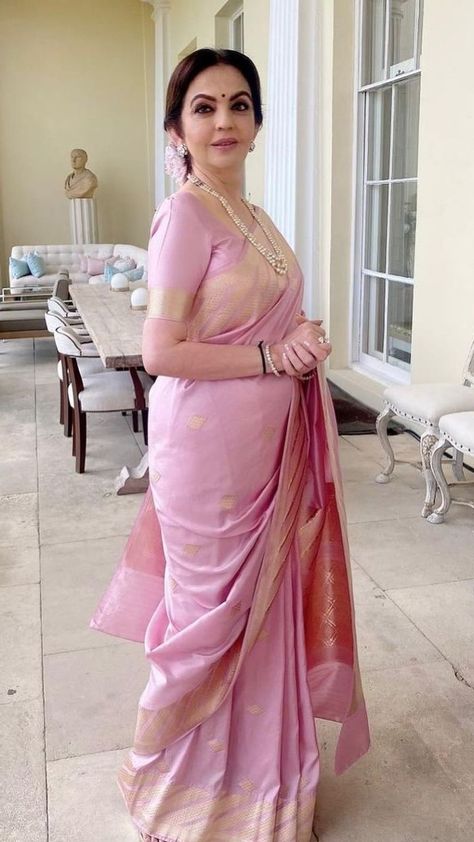 Expensive Birthday Party, Expensive Party, Silk Half Saree, Katan Saree, Nita Ambani, Reception Saree, Bengali Bridal Makeup, Fashion Identity, New Saree Designs