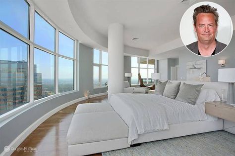 1-Matthew-Perry-penthouse-bedroom Penthouse Guest Bedroom, Penthouse Master Room, Luxury Penthouse Bedroom Master Suite, Master Bedrooms Penthouse, Penthouse Suite New York, Penthouse Bedroom, Celebrity Bedrooms, Nyc Penthouse, Rochelle Humes