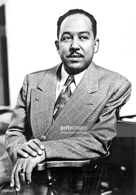 A portrait of poet, author, playwright and Harlem Renaissance leader Langston Hughes, New York, New York, February 1959. Web Dubois, Nat Turner, Louis Farrakhan, Langston Hughes, Marcus Garvey, James Baldwin, Vintage Black Glamour, Harriet Tubman, Malcolm X