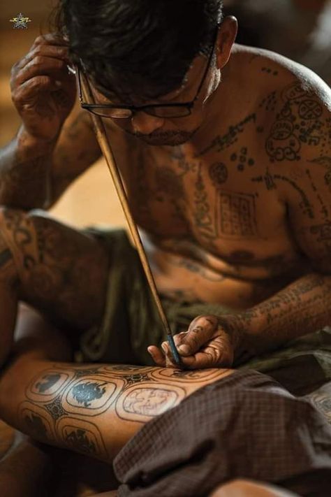 Burmese Traditional Tattoo, Burmese Tattoo, Thai Tattoo, Tattoo Shows, Golf Brands, Body Modifications, Japanese Tattoo, Digital Art Tutorial, Burmese