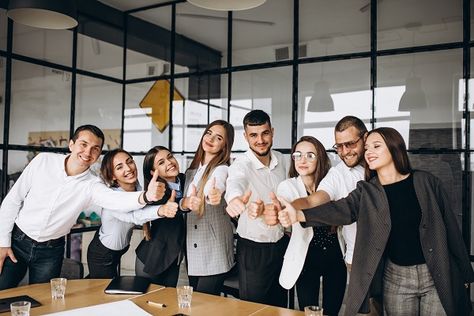 4 Small Ways Companies Can Improve Team Morale #HR Team Morale, Templates Powerpoint, Reward And Recognition, Assignment Writing Service, Focus Group, Good Employee, Photo Grouping, Work Culture, Employee Engagement