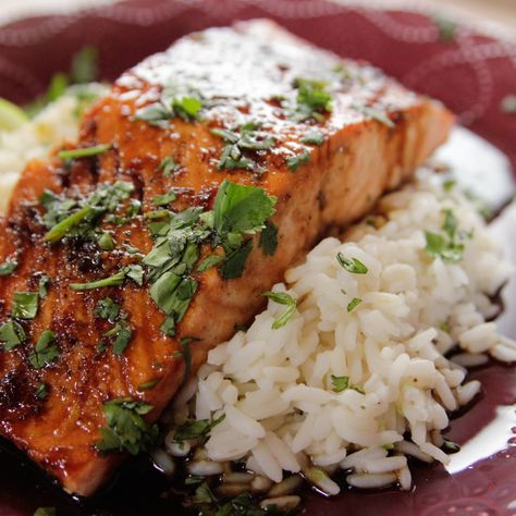 Cilantro Lime Salmon by Ree Drummond Lime Salmon Recipes, Cooking Salmon Fillet, Cilantro Lime Salmon, Spiced Salmon, Ree Drummond Recipes, Salmon Soy Sauce, Lime Salmon, Yummy Seafood, Salmon And Rice