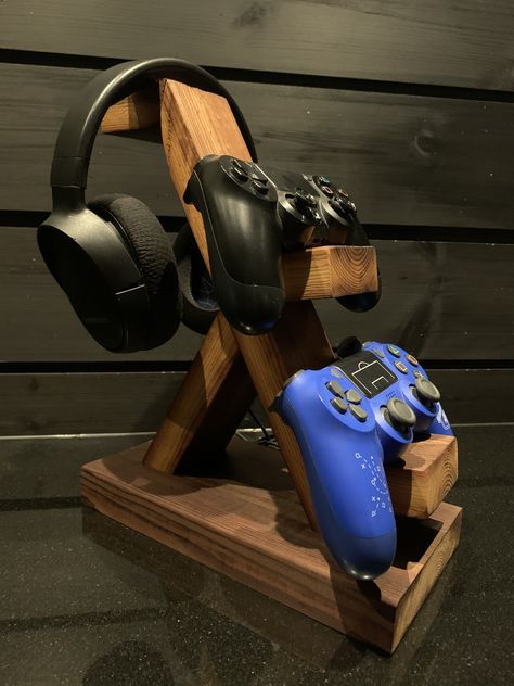 Xbox Controller Holder Diy, Gaming Controller Holder, Wooden Controller Stand, Diy Headphones, Wooden Staff, Controller Holder, Controller Stand, Headphone Stand, Headphone Holder