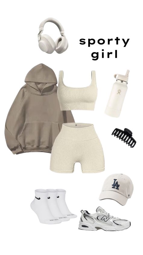 Gym Outfits Shorts, Sporty Girl Outfits, Comfy Workout Outfits, Gymwear Outfits, Cute Workout Outfits, Fitness Wear Outfits, Cute Gym Outfits, Gym Workout Outfits, Casual School Outfits