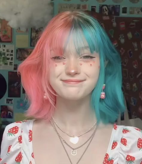 Blue And Pink Split Hair, Split Dyed Hair Aesthetic, Pastel Split Dyed Hair, Cotton Candy Split Dye, Cute Split Dyed Hair, Pink And Blue Hair Short, Pink And Green Hair Ideas, Hair Split Color, Split Dyed Hair Colorful