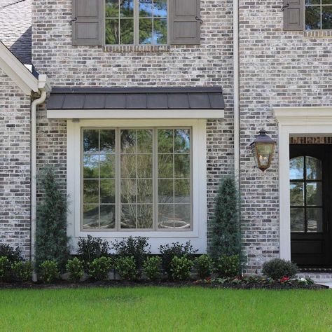 Old Texas - Charcoal Antique - South Alabama Brick Company Charcoal Antique Brick Exterior, Old Texas Brick Exterior, Savannah Gray Brick, Brick Choices Exterior, Gray Brick Houses, Charcoal Brick House, Charcoal Antique Brick, Light Gray Brick House Exterior, Brick With White Windows