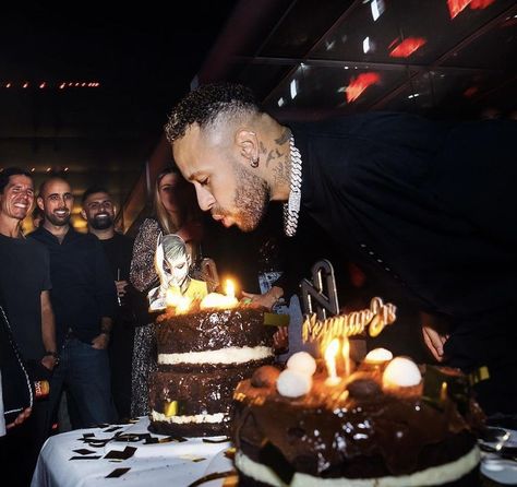 Birthday cake Neymar Birthday, Neymar Jr, Neymar, Birthday Wishes, Birthday Cake, Collage, Cake, Birthday, Pins