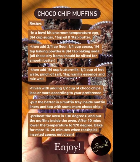 Written recipe of the easiest choco chip muffin! Choco Muffin Recipe, Chocolate Chips Muffins, Written Recipes, Muffin Liners, Recipes Snacks, Choco Chips, Muffin Tray, Muffin Recipe, Chocolate Chip Muffins