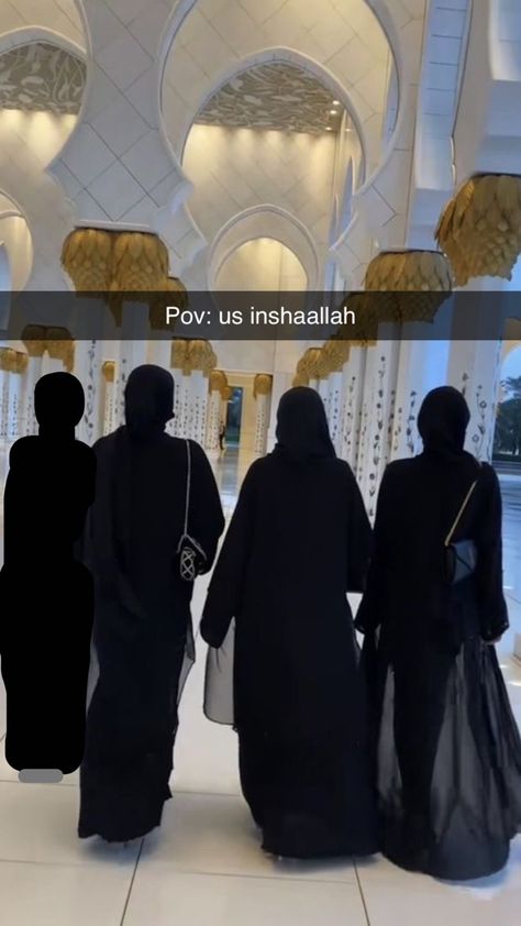 4 Hijabi Friends Aesthetic, Muslim Besties Aesthetic, Matching Abayas Friends, 4 Hijabi Friends, 4 Sisters Aesthetic, Hijabi And Non Hijabi Friends, Abaya Friends, Sister Goals Aesthetic, Muslim Friends Aesthetic