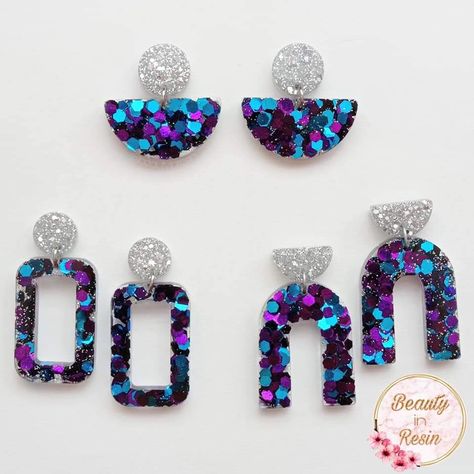 Easy Resin Earrings, Spring Resin Earrings, Trendy Resin Earrings, Uv Resin Earring Ideas, Sequin Crafts Diy, Resin Earrings Ideas, Resin Earrings Diy, Diy Rhinestone Crafts, Resin Jewelry Tutorial