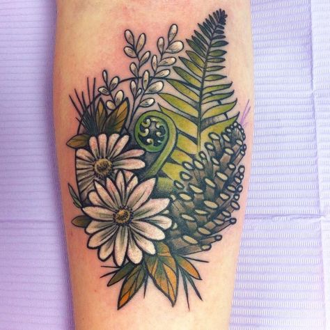 Tattoo 70s Tattoo Ideas, Pinecone Tattoo, Mother Nature Tattoos, Fern Tattoo, Animal Sleeve, Tattoo Nature, Plant Tattoo, Tattoos Inspiration, Botanical Tattoo