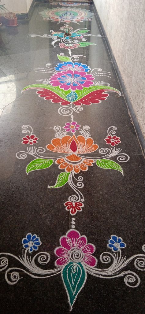 Long Rangoli Designs Diwali, Sankranti Muggulu For Competition, Muggulu Design With Colors, Muggulu For Sankranti, Sankranti Rangoli Designs Latest, Long Rangoli Designs, Sankranti Muggulu Rangoli Designs, Sankranti Rangoli Designs Easy, Rangoli For Sankranti