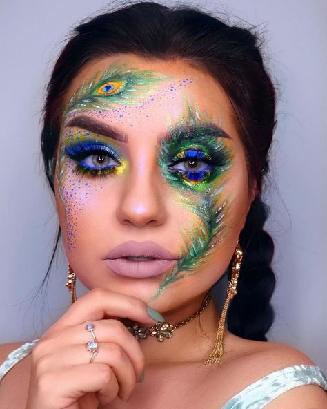 Fantasy Look Makeup, Creative Makeup Looks Inspiration, Hallowen Schminke, Makeup Fantasi, Editorial Make-up, Fantasy Make-up, Halloween Make-up Looks, Make Up Designs, Animal Makeup