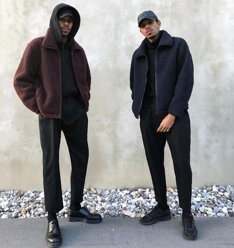 Streetwear (@smartstreetwear) sur Instagram : Copenhagen twins stay cozy | Source: @akinscollective Fashion Boyfriend, Rich Clothing, Street Smarts, Grandpa Style, Fashion Vibes, Black Men Street Fashion, Men Street Fashion, Streetwear Mode, Mens Fashion Rugged