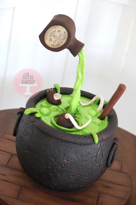 Gravity defying potion bottle cauldron cake. Scary Halloween Cakes, Cauldron Cake, Gravity Defying Cake, Cold Cake, Bottle Cake, Gravity Cake, Cheap Clean Eating, Halloween Party Dinner, Halloween Birthday Party