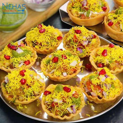 Basket puri chaat | basket chaat recipe | how to make basket puri - Nehas Cook Book Katori Chaat, Indian Chaat, Indian Catering, Chats Recipe, Party Snack Food, Pani Puri, Chaat Recipe, Vegetarian Snacks Recipes, Gujarati Recipes