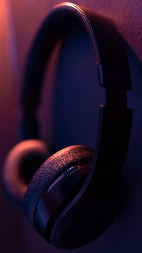 Music Wallpaper Hd, Wallpaper Musik, Headphones Art, Music Wallpapers, Iphone Wallpaper Music, Iphone Music, Iphone Wallpaper Hipster, Iphone Wallpaper Fall, Music Backgrounds