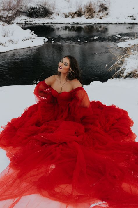 Unique Evening Gowns, Puff Sleeve Ball Gown, Flowy Dress Photoshoot, Dramatic Dress, Red Flowy Dress, Dramatic Dresses, Snow Photoshoot, Float Dress, Gown Ideas