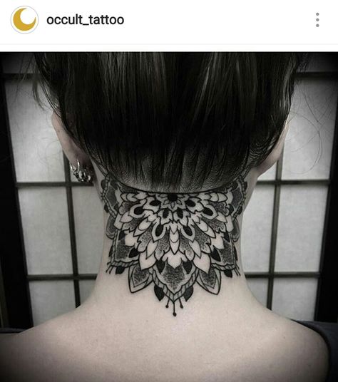 Mandala Undercut, Neck Tattoo Back, Tattoo Back Of Neck, Undercut Tattoos, Finger Tattoos Words, Hair Tattoo Designs, Tattoos Neck, Nape Tattoo, Tattoo Neck