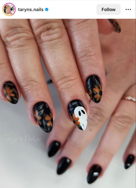 Ghost Nails, Easy Diy Ideas, Western Nails, Trending Colors, Fingernail Designs, Simple Gel Nails, Nail Tattoo, Halloween Nail Designs, Nails Fall