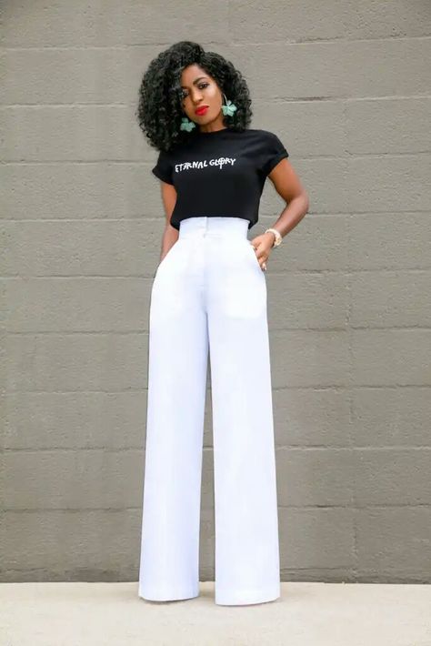 High Waisted Pants Outfit, White Pants Outfit, White Wide Leg Pants, Style Pantry, Fashion Top Outfits, Stylish Pants, High Waist Pants, Classy Casual Outfits, African Clothing Styles