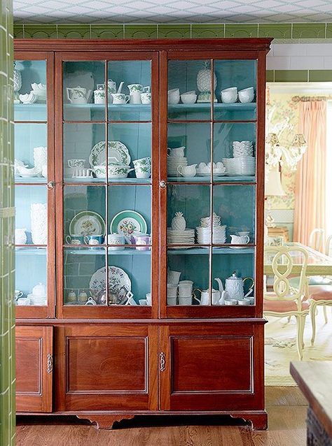 He said: “No Stuffy China Cabinet Like My Mother Has” Dinning Cabinet, Granny Decor, Granny Chic Decor, Decor Pad, Traditional Dining Room, North Carolina Homes, Brown Furniture, Granny Chic, Glass Cabinet Doors