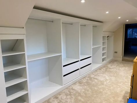 Pitched Ceiling Wardrobe, Angled Bedroom Ideas, Slanted Closet Ideas, Closet With Slanted Ceiling, Ikea Built In Wardrobes, Attic Bedroom Ideas Angled Ceilings, Attic Layout, Angled Bedroom, Wardrobe Internal Design