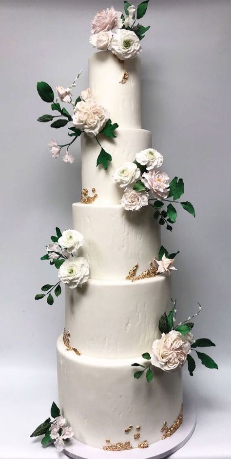 Five tier Wedding Cake Unreal! What a stunner this fondant tower wedding cake with subtle texture and sugar flowers. Such a delicate and... White Textured Wedding Cake, Wedding Cake Tower, Five Tier Wedding Cake, Outdoor Wedding Tables, Ornate Wedding, Tall Wedding Cakes, Textured Wedding Cakes, Watercolor Wedding Cake, Cake Elegant