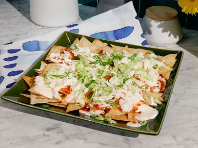 Crab Rangoon Nachos Crab Rangoon Nachos, Code Red Diet, Crab Nachos, Crab Rangoon, Nachos Recipe, Dips Appetizers, Life Right Now, Football Food, Recipes Appetizers