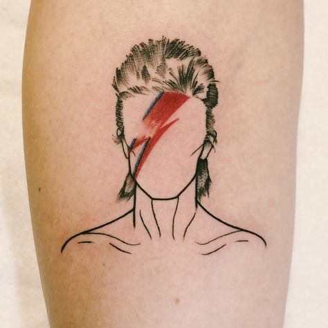 Bowie Inspired Tattoo, Bowie Tattoo Ideas, David Bowie Tattoo Ideas, 90 Wallpaper, Hannah Tattoo, Labyrinth Tattoo, David Bowie Tattoo, Empowering Tattoos, Rock Tattoo