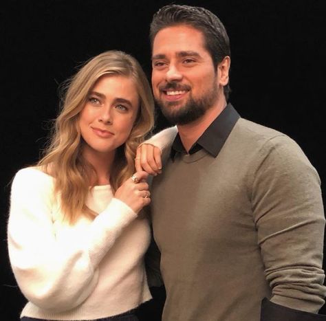 Melissa Roxburgh Jr Ramirez, Ellen Tamaki, Jr Ramirez, Manifest Tv Show, J R Ramirez, Manifest Cast, Melissa Roxburgh, Matt Long, Comfort Things