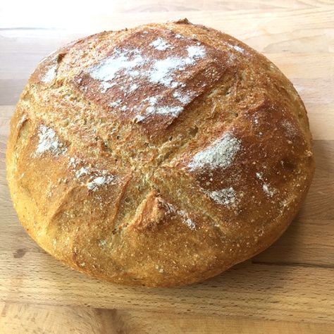 No-knead Bread from Fresh-milled Wheat - Get the Good Stuff Wheat Berry Recipes, Wheat Bread Recipe, Wheat Recipes, Hot Bread, Protein Bread, Artisan Bread Recipes, Wheat Berries, No Knead Bread, Whole Wheat Bread