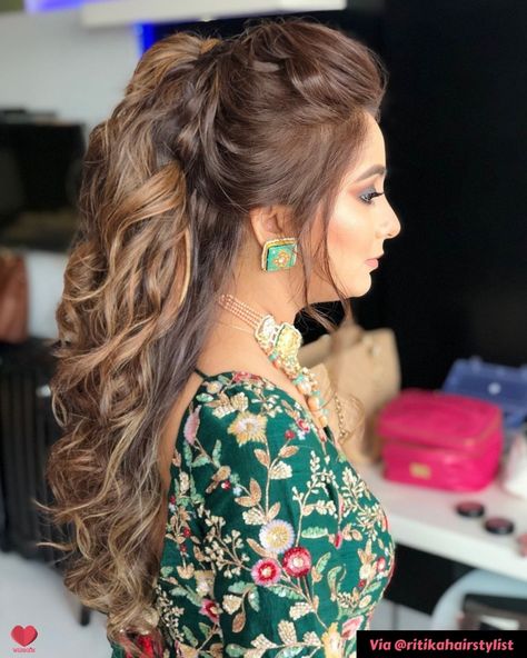 Sangeet Hairstyle Ideas For Brides & Wedding Guests - Wedbook Half Pony Hairstyles, Pony Hairstyle, Messy Ponytail Hairstyles, Reception Hairstyles, Easy Party Hairstyles, Hair Style On Saree, Stylish Ponytail, Pony Hairstyles, High Ponytail Hairstyles