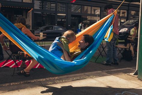 Hammocks can easily be set up between light posts Music Festival Aesthetic, Indie Folk Music, Folk Music Festival, Tactical Urbanism, European Festivals, Hippie Music, Indie Festival, Urban Intervention, Festival Aesthetic