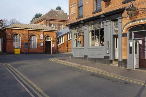 Station Pub, Station Street, Sutton Coldfield 2013 Movie Board, Sutton Coldfield, Google Earth, Railway Station, Great Britain, Birmingham, Childhood Memories, House Styles