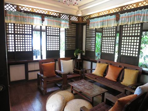 Traditional Philippine House Boarding House Room Ideas, Room Ideas Philippines, Filipino Interior Design, Philippine House, Small House Living Room, Filipino House, Philippine Houses, Small House Interior Design, Bamboo House