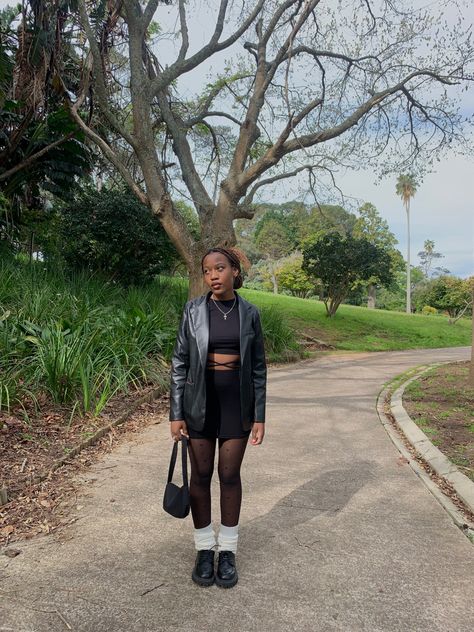 #leatherjacket #allblackoutfit #ootd #blackgirl #prettyblackgirl #itgirl #loafers #loafersoutfitaesthetic #oxfords #oxfordsoutfit #oxfordsoutfitaesthetic #picnic #images #instagramideas Leg Warmers And Loafers, Picnic Images, Fashion Aesthetic, Kanken Backpack, Fjallraven Kanken, Fjallraven Kanken Backpack, Leg Warmers, The Park, Winter Fashion