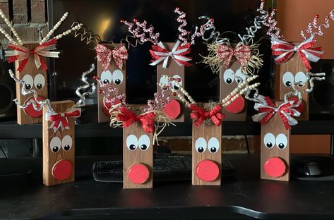 Wooden Reindeer Diy 2x4, Christmas Ornaments Made With Jenga Blocks, Block Reindeer Craft, 2x4 Reindeer Diy, Wooden Block Reindeer, 2x4 Reindeer Christmas Decor, Jenga Block Reindeer, Wood Reindeer Craft, Wooden Reindeer Diy