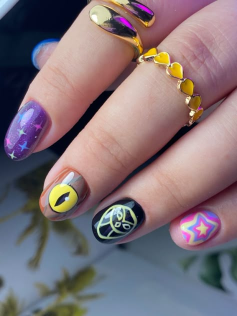 My Owl House nails, Owlbert, portal door and the Collector themes #theowlhouse #owlhousenails #nailart #fantasynails The Owl House Inspired Nails, Owl House Bracelet, The Collector Cosplay, The Owl House Nails, Owl House Nails, House Nail Art, Videos Inspiradores, Punk Nails, Fantasy Nails