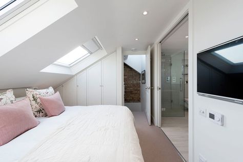 Loft Conversion Decor, Loft Conversion Plans, Loft Conversion Bedroom, Dormer Loft Conversion, Attic Bedroom Designs, Loft Bathroom, House Loft, Small Loft, Attic Bedrooms