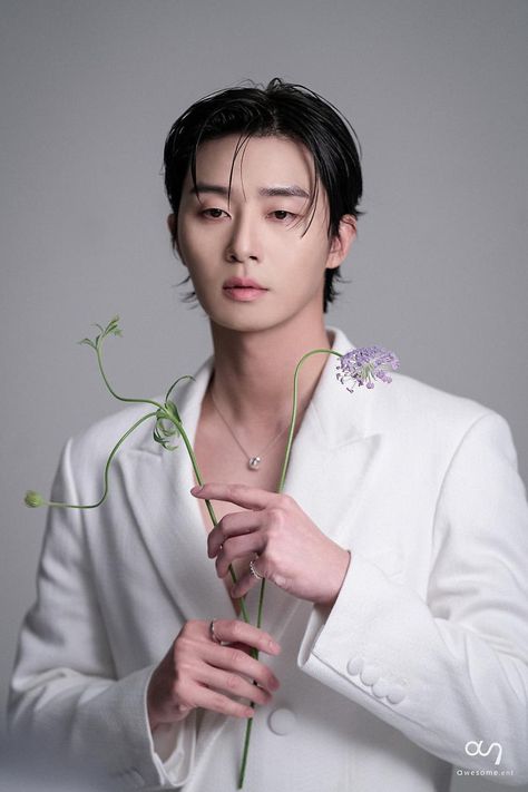 Park SeoJoon Park Seo Joon Hwarang, What's Wrong With Secretary Kim, Park Seo Jun, Seo Joon, Korean Actress, Big Love, Perfect Man, Korean Actors, Korean Drama