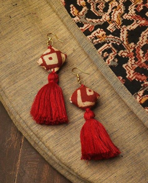 Shrestha's Collection Navaratri Jewellery, Cloth Earrings, Diy Earrings Materials, Textile Earrings, Diy Jewelry Set, Diy Earrings Easy, Beaded Jewelry Pattern, Earrings Diy Handmade, Diy Fabric Jewellery