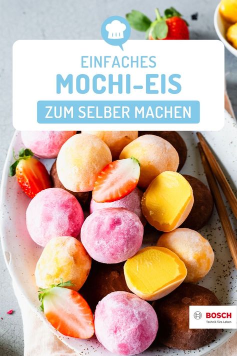 Mochi-Eis lässt sich einfach selber machen. Alles, was es braucht, sind vier Zutaten für den Teig sowie Stärke, Lebensmittelfarbe und Eis. Jetzt testen. Summer Snacks, Sweets Cake, Cake Cookies, Mochi, Baked Goods, Food Inspiration, Sweet Recipes, Sweet Tooth, Love It