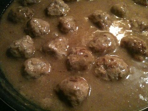 Norwegian Krumkake, Christmas Meatballs, Holiday Recipes Christmas Appetizers, Norwegian Meatballs, Norwegian Cookies, Christmas Main Dishes, Nordic Recipe, Meatballs And Gravy, Norwegian Recipes