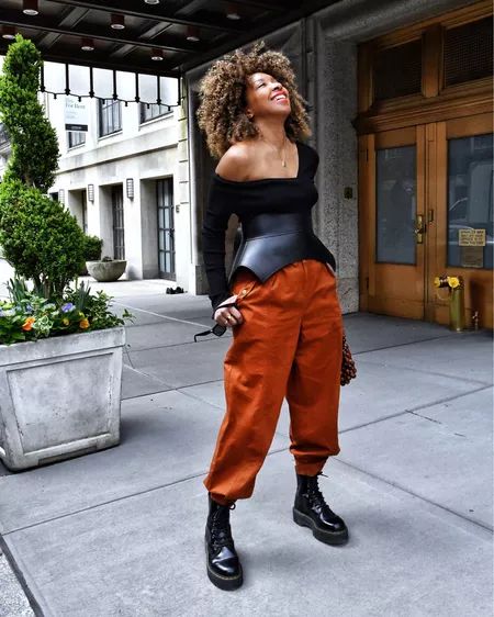 karenbritchick on LTK Confident Outfit, Jeans Petite, Looks Street Style, Street Chic, Looks Style, Look Cool, Autumn Winter Fashion, Summer Vibes, Fashion Inspo Outfits