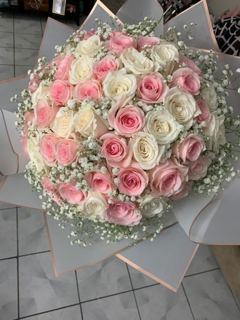 Roses Carnations Bouquet, Pink And White Roses Bouquet, Ramo Bouquet, Rose Bouquet Pink, Pink And White Bouquet, Quinceanera Pink, Flower Boquet, Birthday Flowers Bouquet, Pink Flower Bouquet