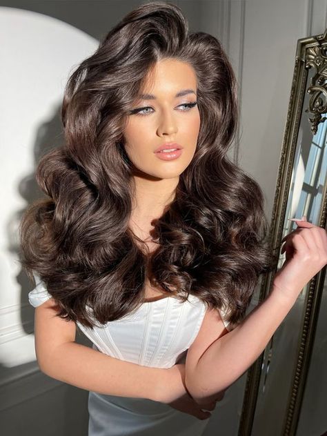 deep wave wig, deep wave wig styles Big Glam Waves, Hollywood Curls Brunette, Medium Hair Big Curls, Wedding Hairstyles For Long Hair Volume, Big Hollywood Hair, Volume Hollywood Waves, Big Voluminous Curls Wedding, Volume Hairstyles For Long Hair, Long Volume Hair